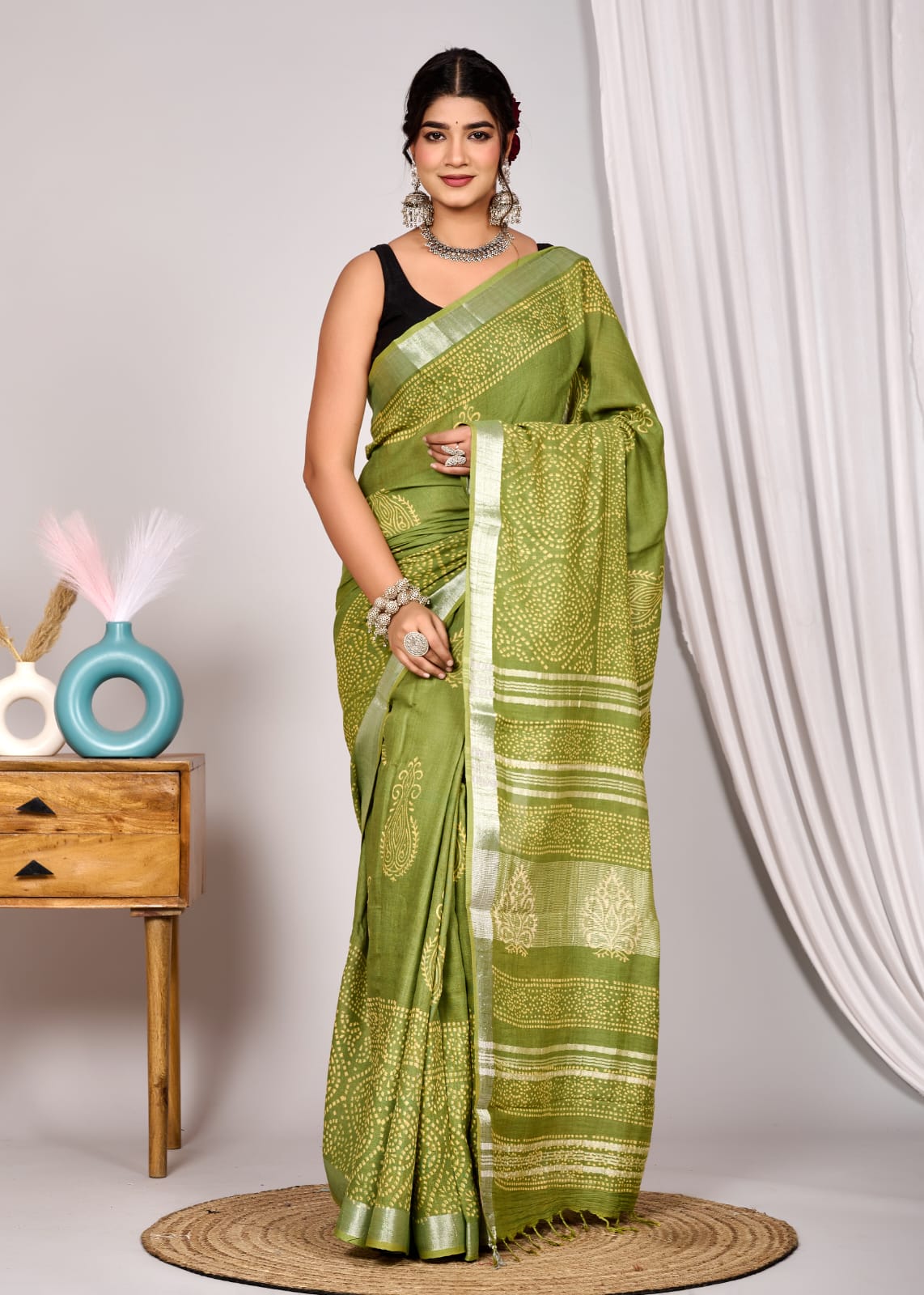 Isak Green Linen Cotton saree